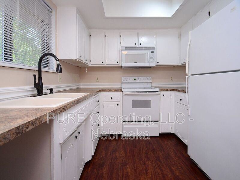 3607 Katie Dr - Photo 6 of 32