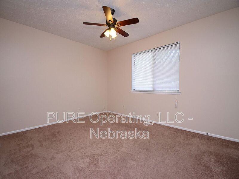 3607 Katie Dr - Photo 7 of 32