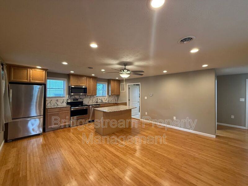 4508 E Venetian Way - Photo 2 of 12