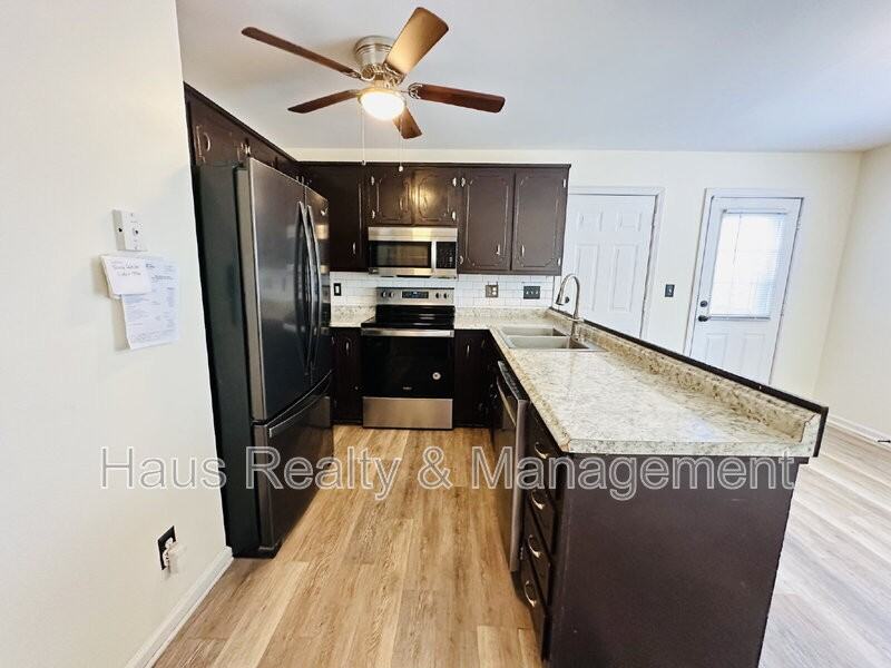 3248 N Senseney Cir - Photo 5 of 8