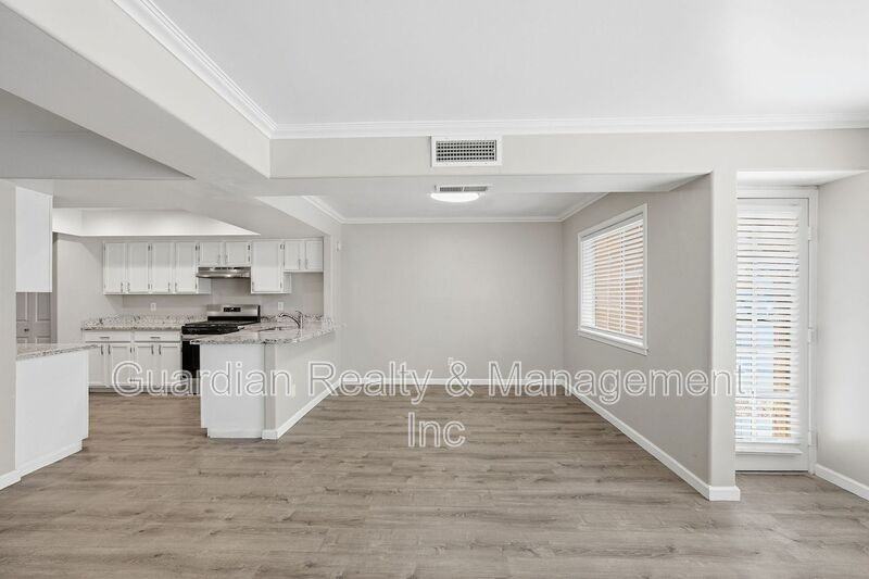 4397 S Potter Dr - Photo 3 of 35