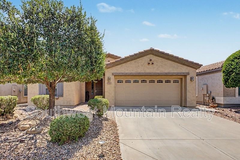 4265 E Azalea Dr - Photo 2 of 39