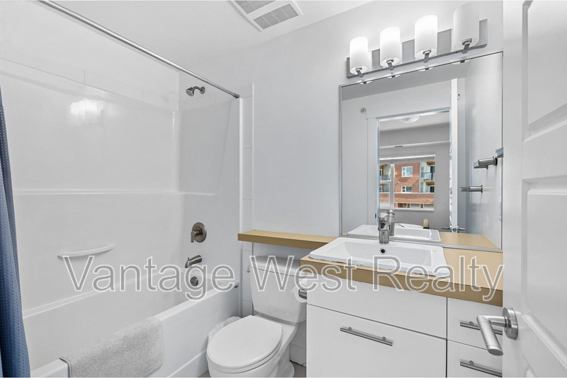 308 Academy Way - Photo 5 of 10