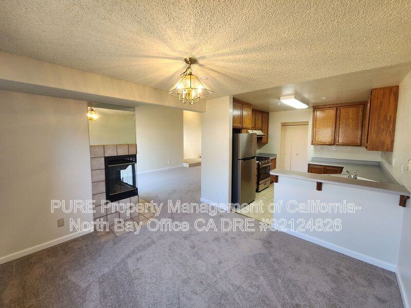 15 Regents Cir - Photo 5 of 28
