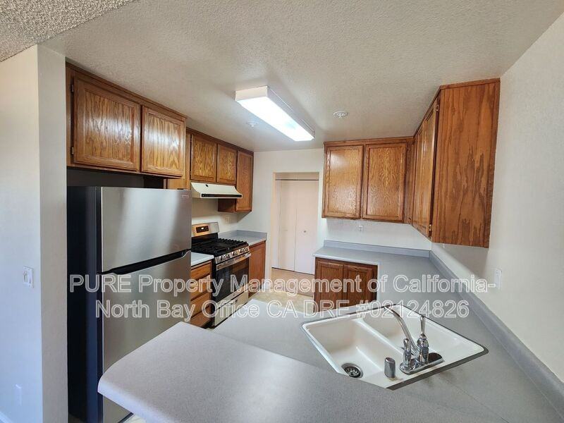 15 Regents Cir - Photo 6 of 28