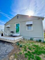 6131 Ne Vivion Rd - Photo 1 of 1