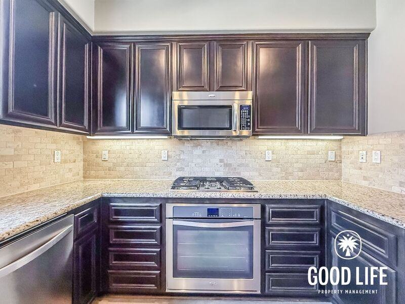 133 Playa Cir - Photo 2 of 42