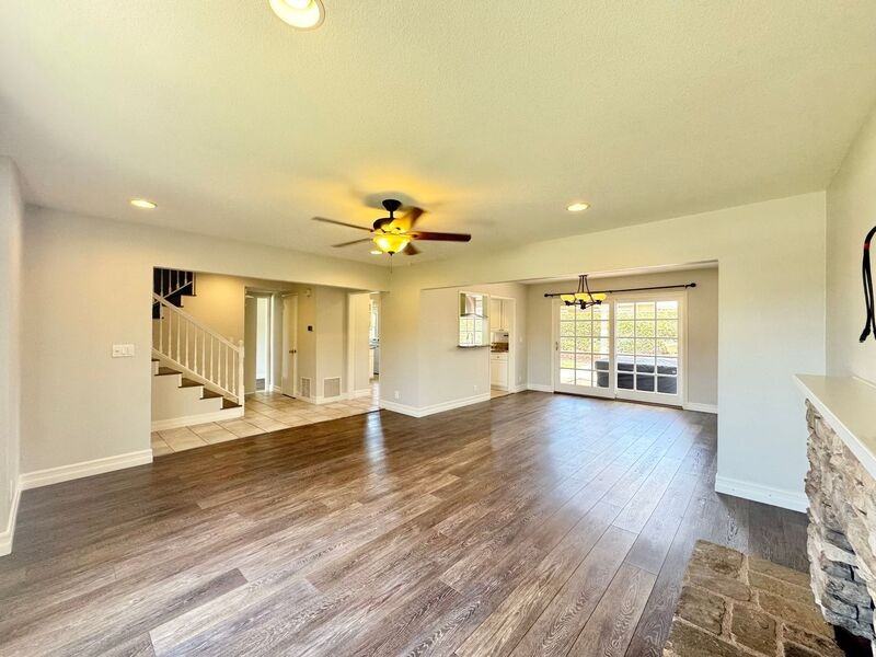 1530 Rogue St - Photo 5 of 27