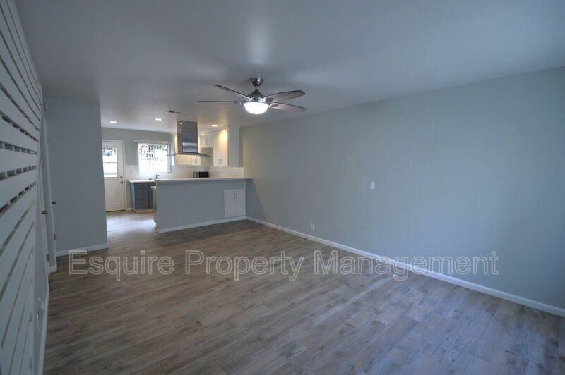 5410 Driftwood St #D - Photo 3 of 25