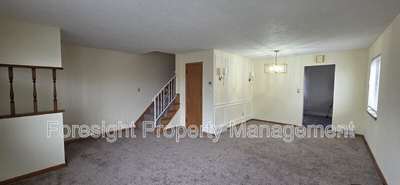 26940 Tungsten Rd - Photo 3 of 13