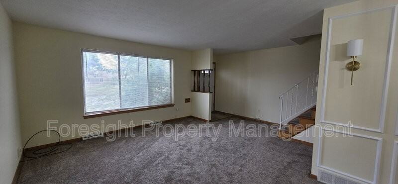 26940 Tungsten Rd - Photo 5 of 13