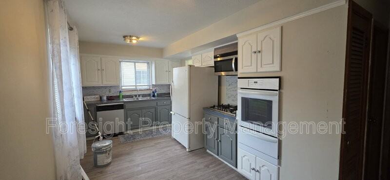 26940 Tungsten Rd - Photo 6 of 13