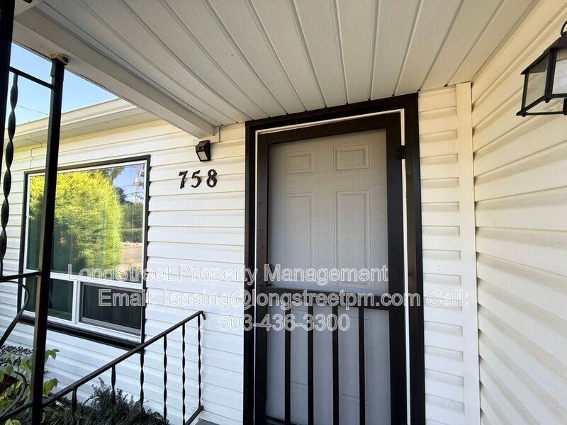 758 Browning Ave S #A - Photo 2 of 32