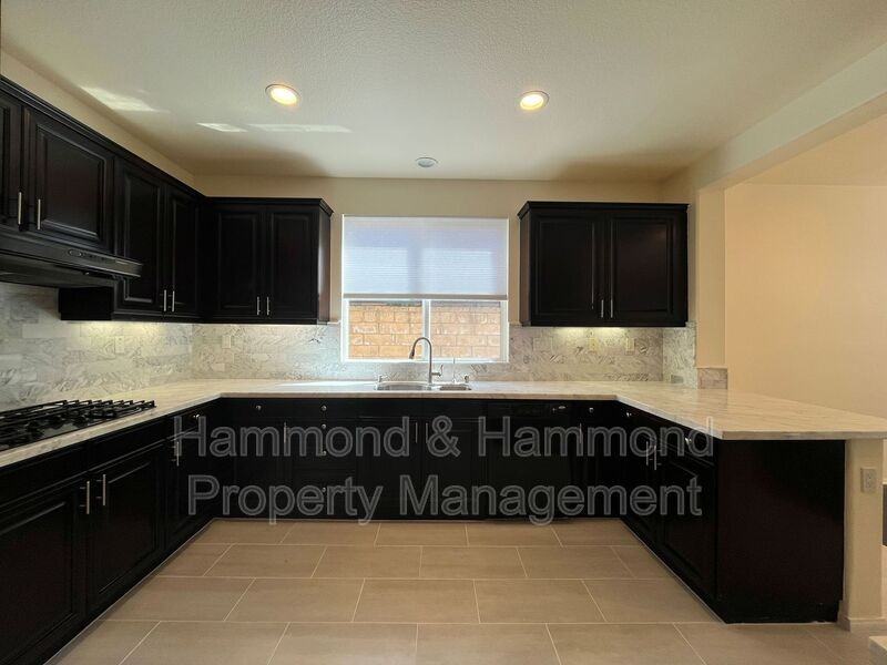 3806 Cayman Ct - Photo 5 of 22