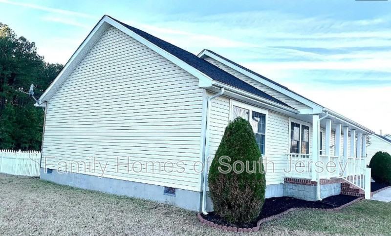 25900 Country Meadows Dr - Photo 3 of 11