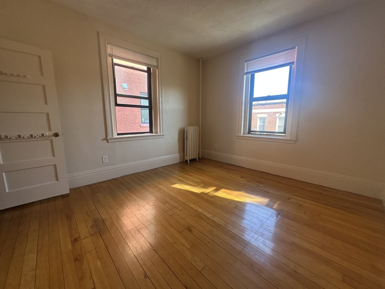 1234 Commonwealth Ave #11 - Photo 4 of 11