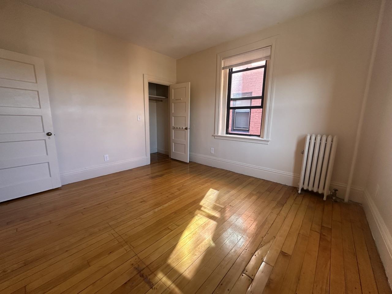 1234 Commonwealth Ave #11 - Photo 5 of 11