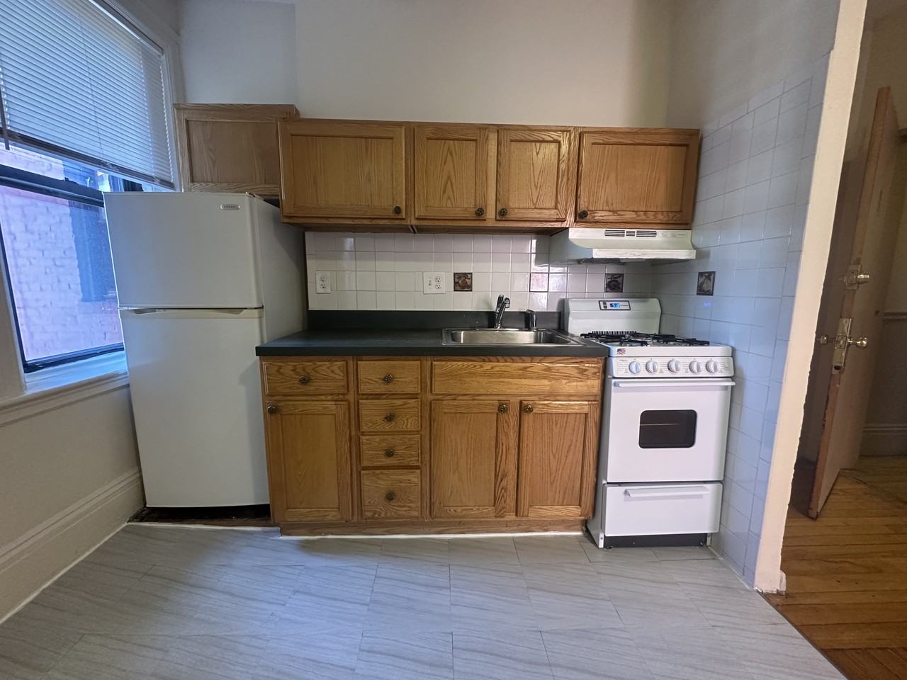 1234 Commonwealth Ave #11 - Photo 6 of 11