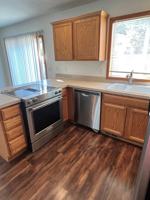 featured image of 437 S Ivy St