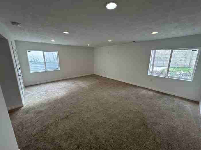 1609 W Wynview Ln - Photo 5 of 20