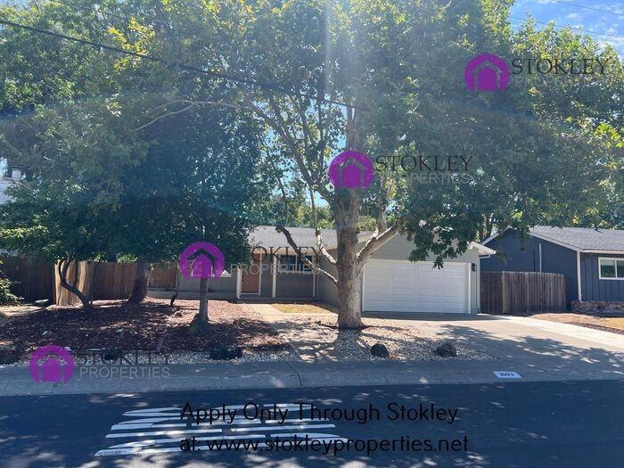1003 Santa Cruz Dr - Photo 2 of 19