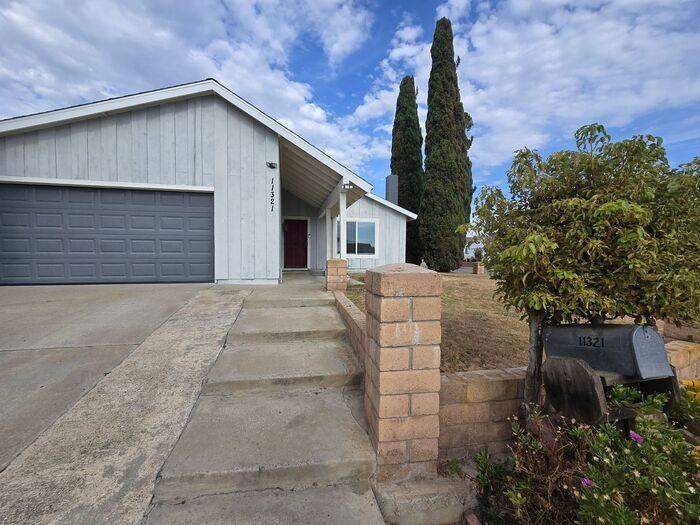 11321 Volans St - Photo 5 of 29