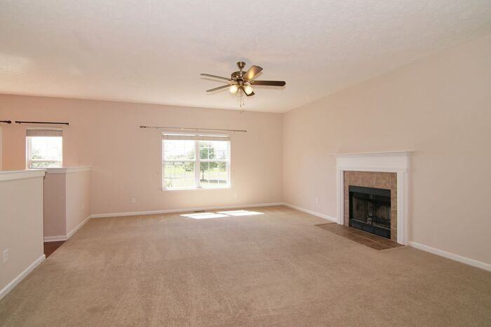 14240 Langham Dr - Photo 3 of 30