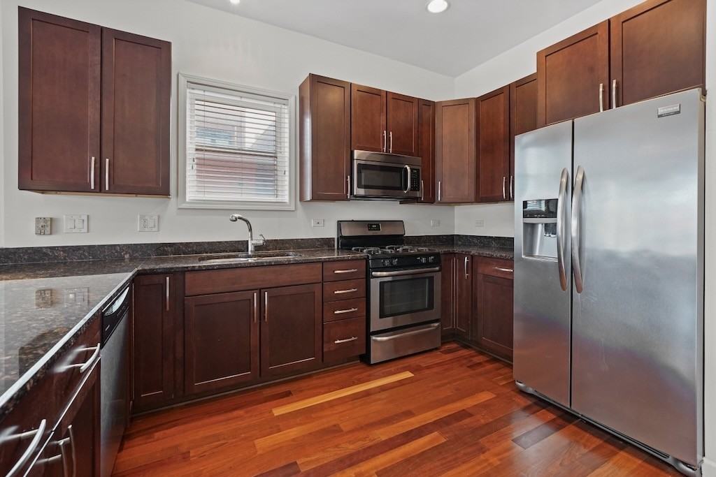 1312 N Wicker Park Ave #9Q - Photo 2 of 20