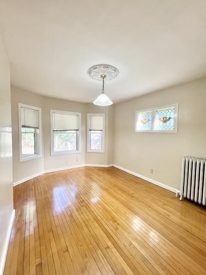 17 Park View St #1 - Photo 7 of 11
