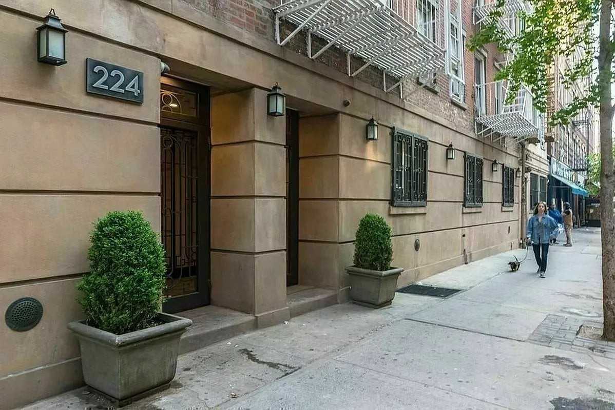 224 Sullivan St #F1 - Photo 3 of 7