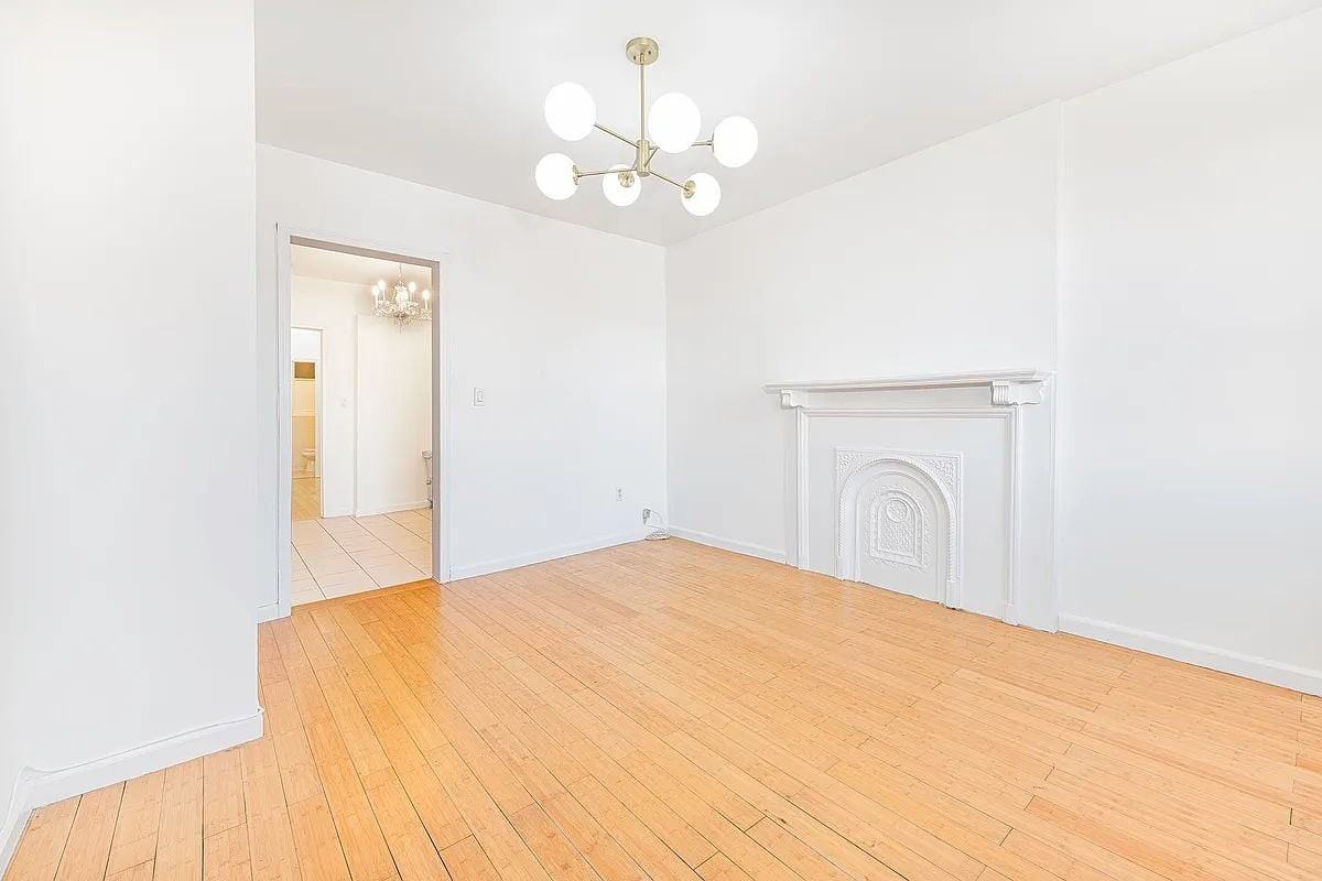 242 Mulberry St #22 - Photo 3 of 7