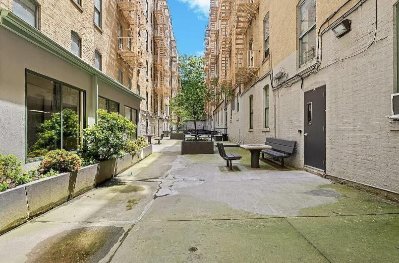 243 W 63rd St #6E - Photo 7 of 10