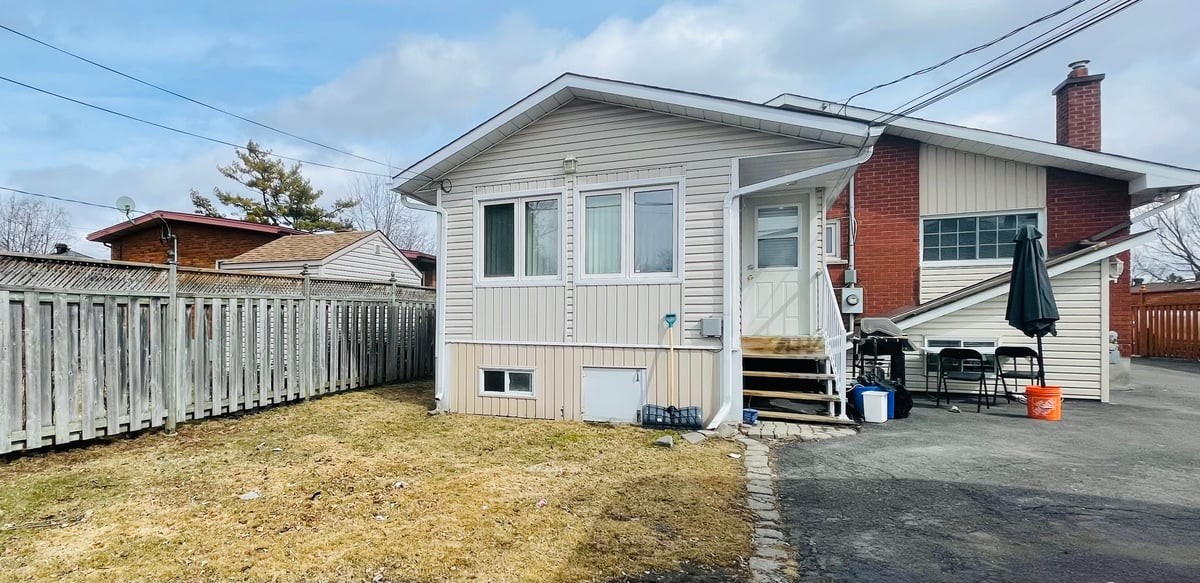 704 Claude Street Unit B - Photo 2 of 13