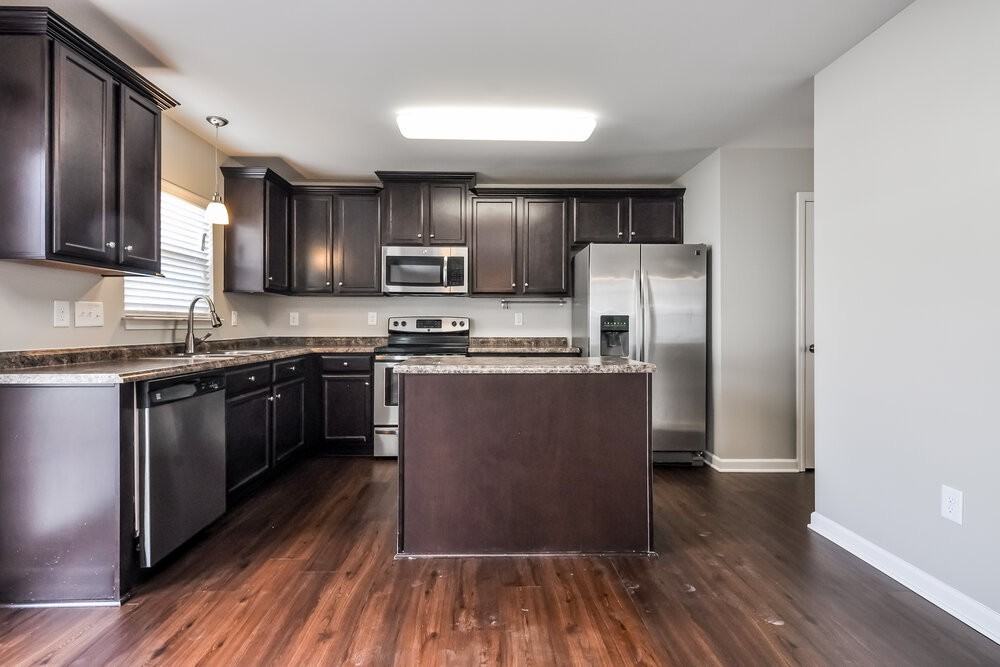 5004 Bee Balm Ct - Photo 6 of 15