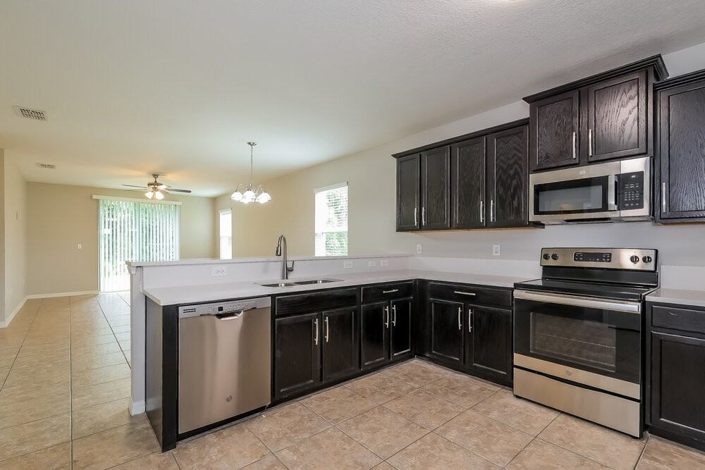 4804 Ashurst St - Photo 7 of 16