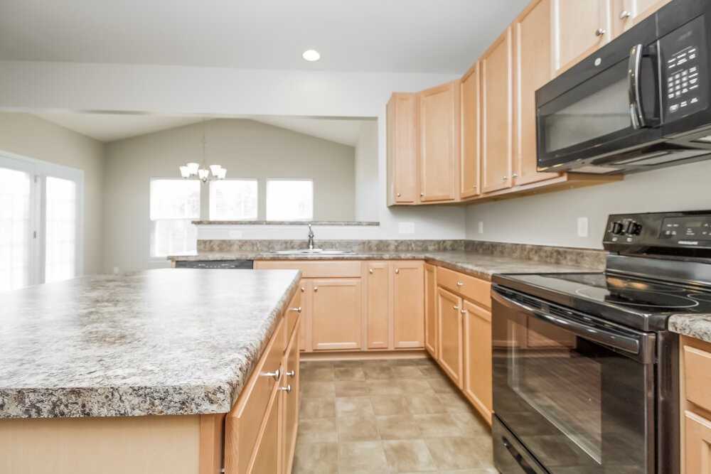 2707 Candlewick Ct - Photo 7 of 17