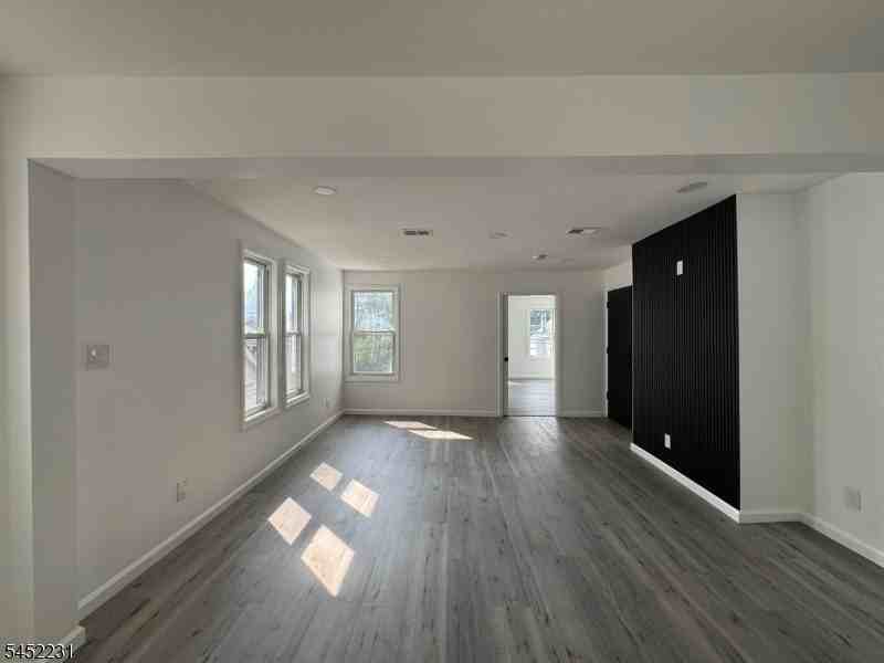 114 Orange Ave - Photo 7 of 30