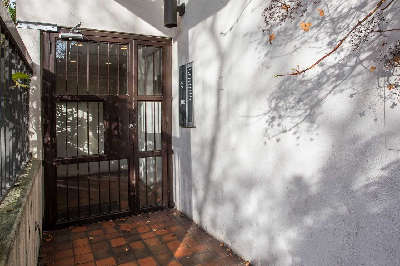 1405 Haro Street #101 - Photo 4 of 18