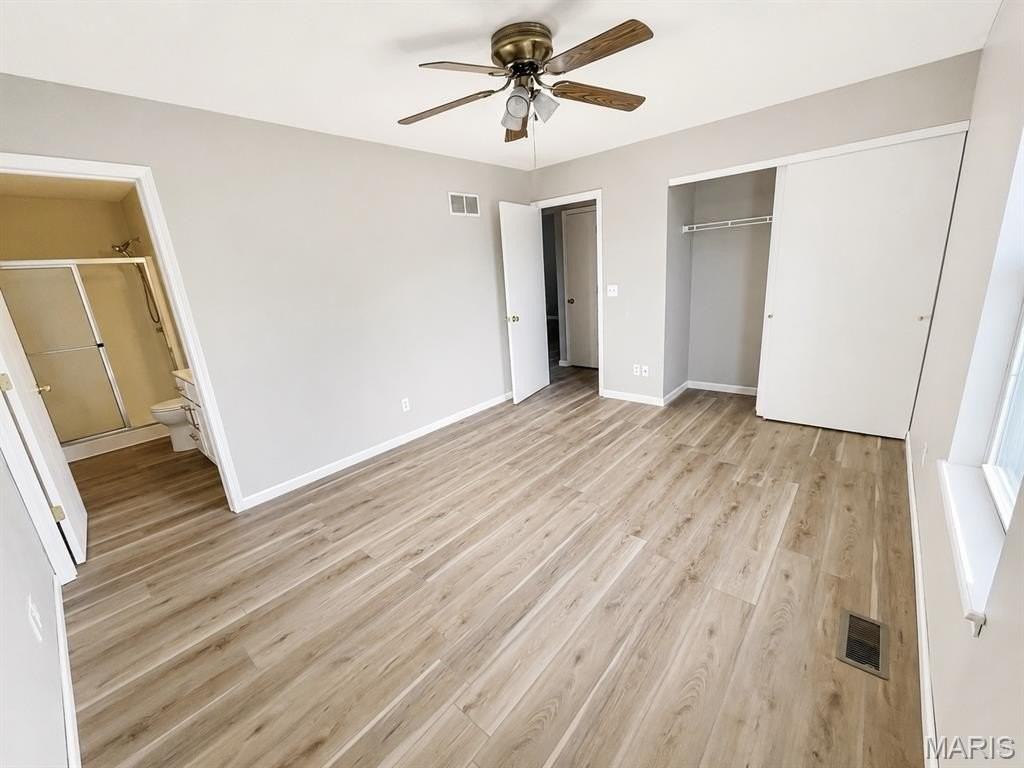 1461 Surrey Ln - Photo 6 of 17
