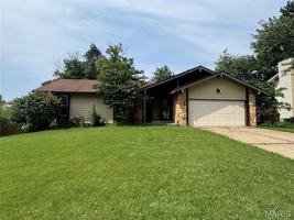 featured image of 7 Armitage Dr