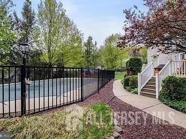 3 Wilson Ln - Photo 7 of 50