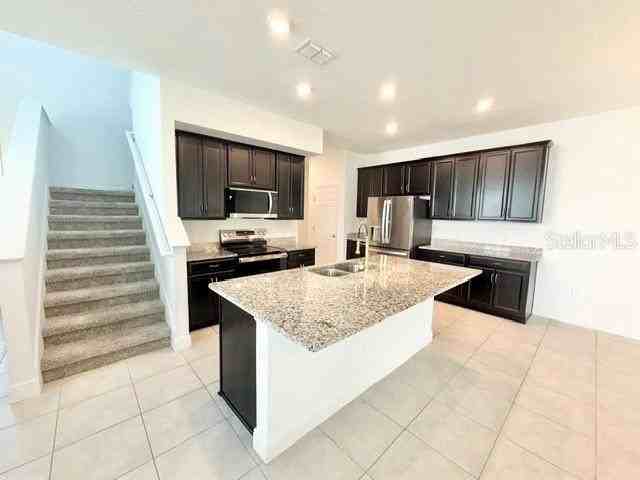 2337 Shadowland Loop - Photo 3 of 25