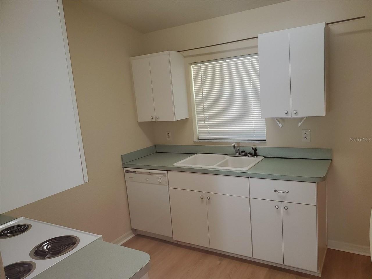 1686 Sw 107th Pl #2 - Photo 3 of 11