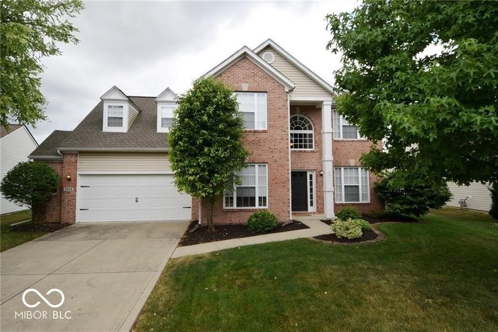 6255 Canterbury Dr - Photo 2 of 35
