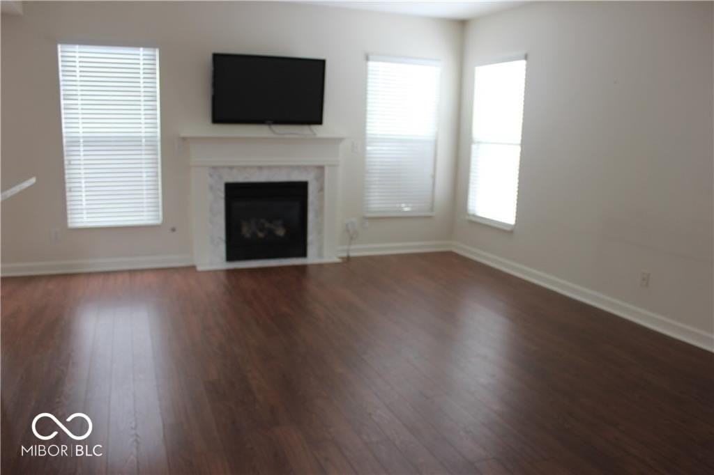 6255 Canterbury Dr - Photo 4 of 35