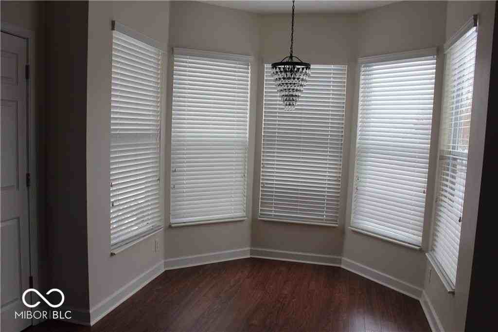 6255 Canterbury Dr - Photo 6 of 35