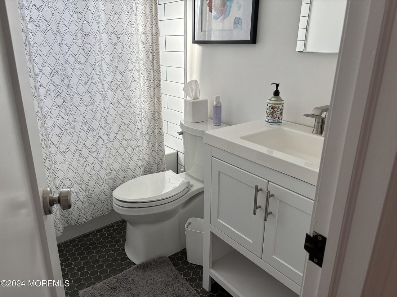 206 Beach Ave - Photo 7 of 10