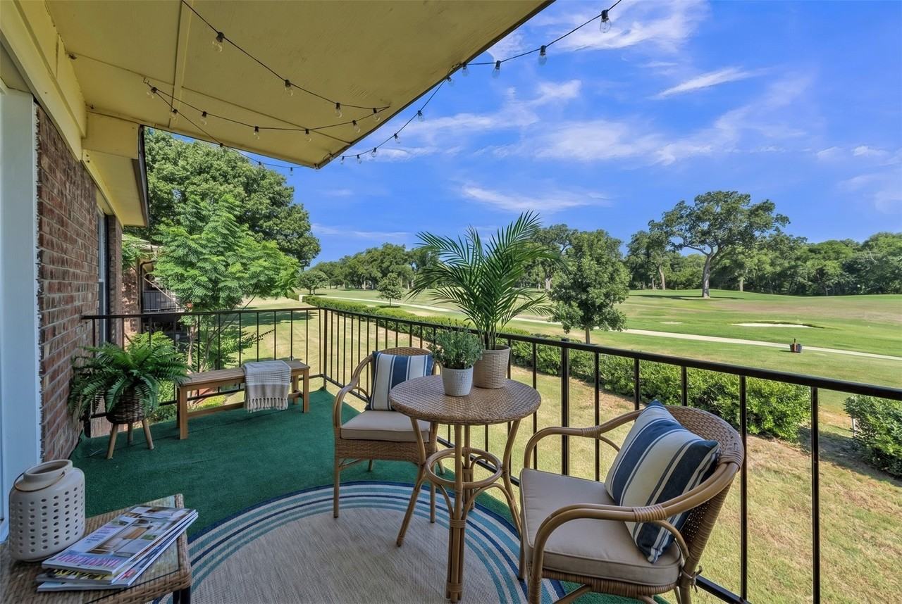4038 Ridglea Country Club Dr #1011 - Photo 4 of 14
