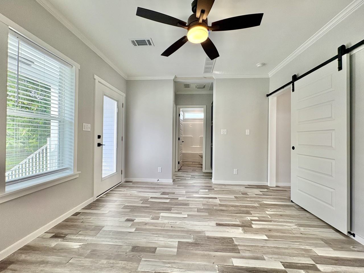 5715 Camelford Dr #528 - Photo 2 of 23