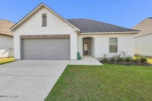 featured image of 206 Sparrowhawk St